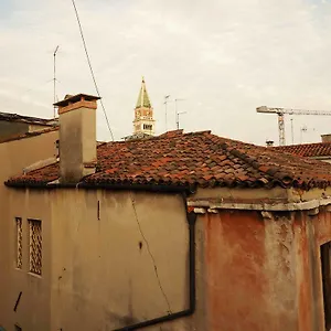 https://penthouse-san-marco-square.hotelslidodijesolo.com